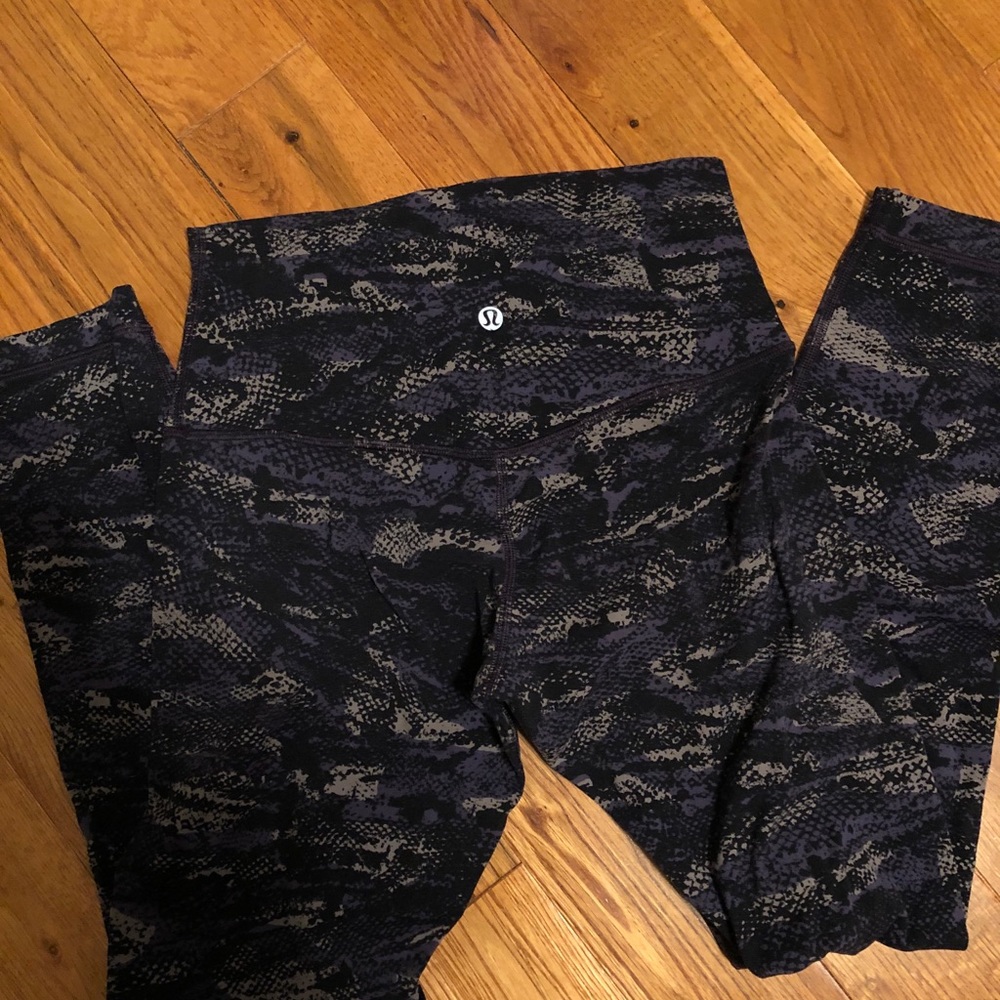 Lululemon align leggings. Size 6